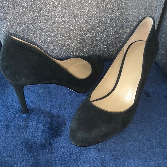 Black Medium Ann Taylor Heels - Picture 1 of 5